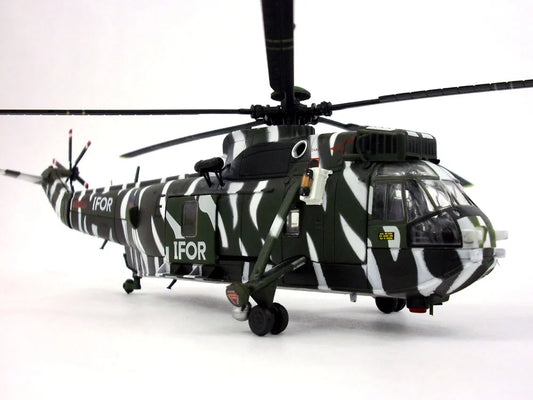 Westland ws-61 (sikorsky s-61) sea king - uk - 1/72 scale diecast helicopter model