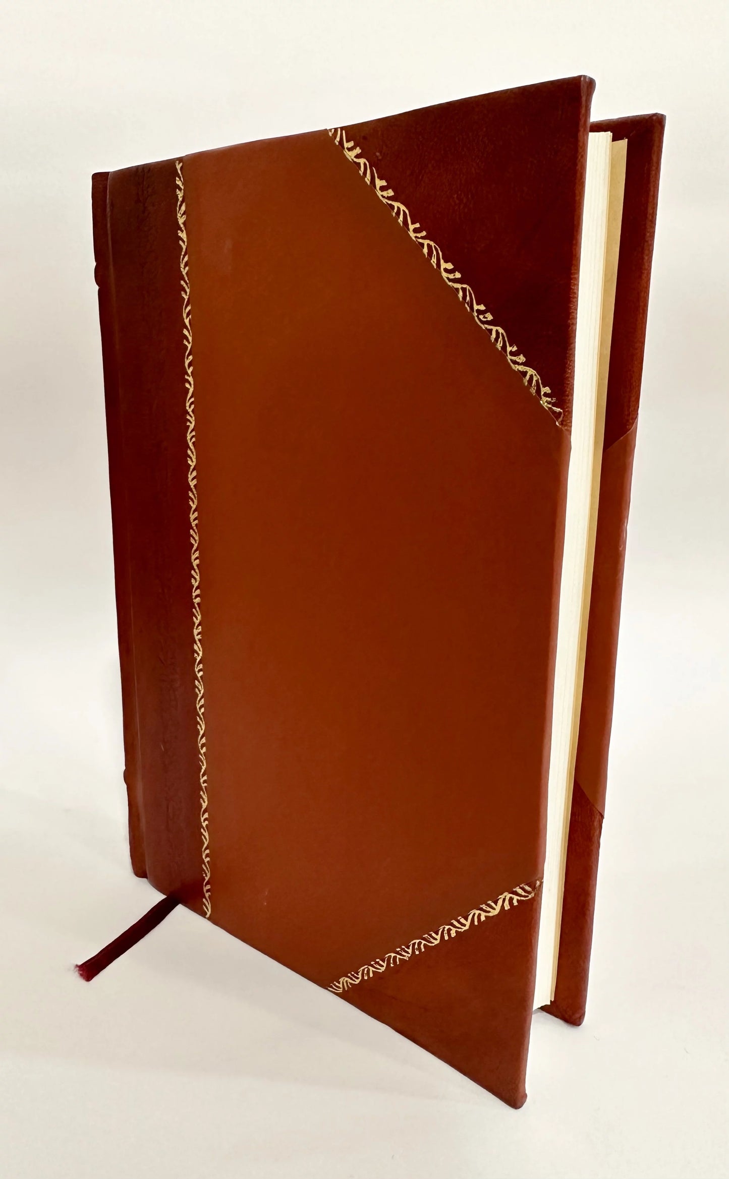 Albero delle virtu chiamato nell'apocalisse legno di vita, da cui raccolgonsi le virtu teologali, e cardinali, e quelle ancora che sono subordinate a queste presentato all'anime (1758) [leather bound]