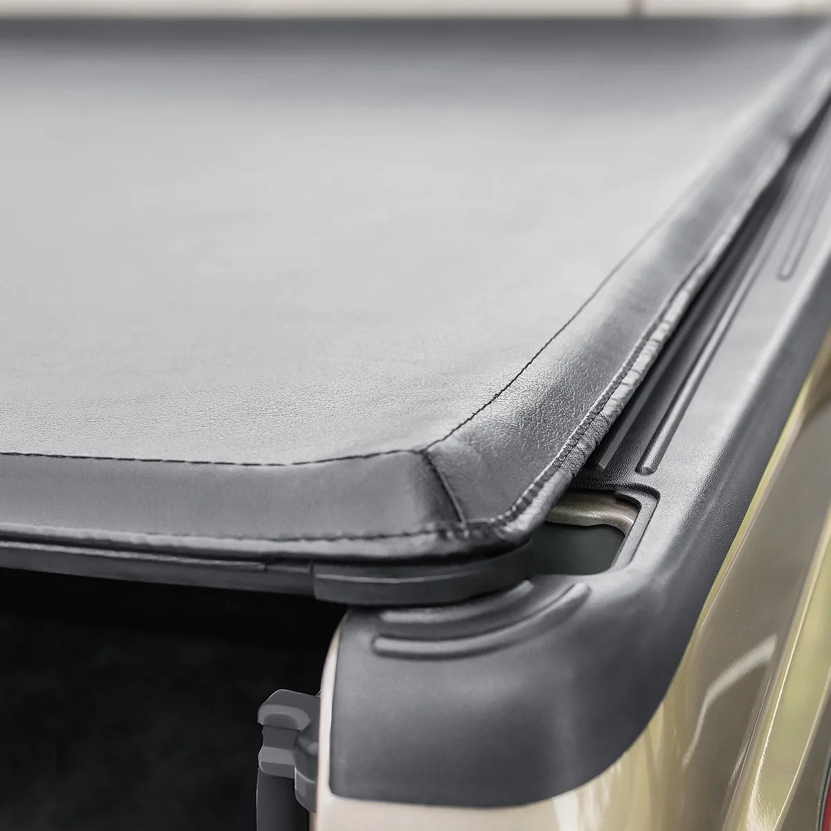 Auto drive wmt-ru-56001 soft roll up truck bed tonneau cover fits 2022-23 toyota tundra (excl. trail edition) 5'6" bed (66.7")