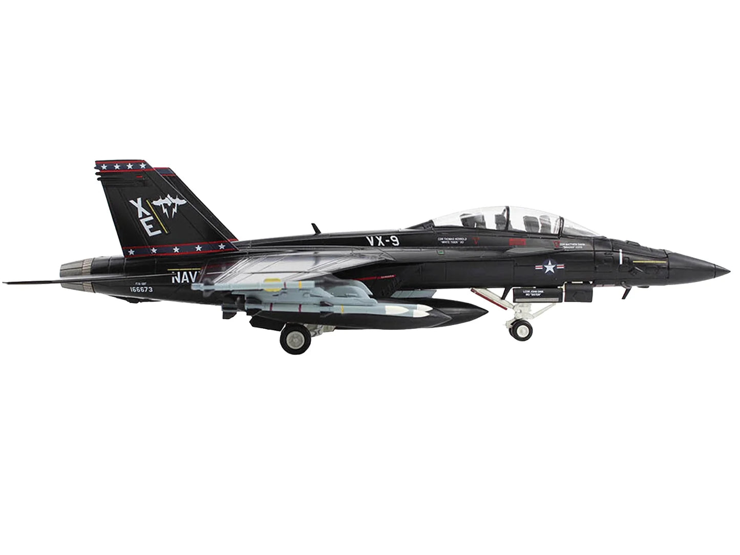 Boeing f/a-18f super hornet fighter aircraft "vandy i vx-9" (2023) united states navy (full weapon load) "air power series" 1/72 diecast model by hobby master