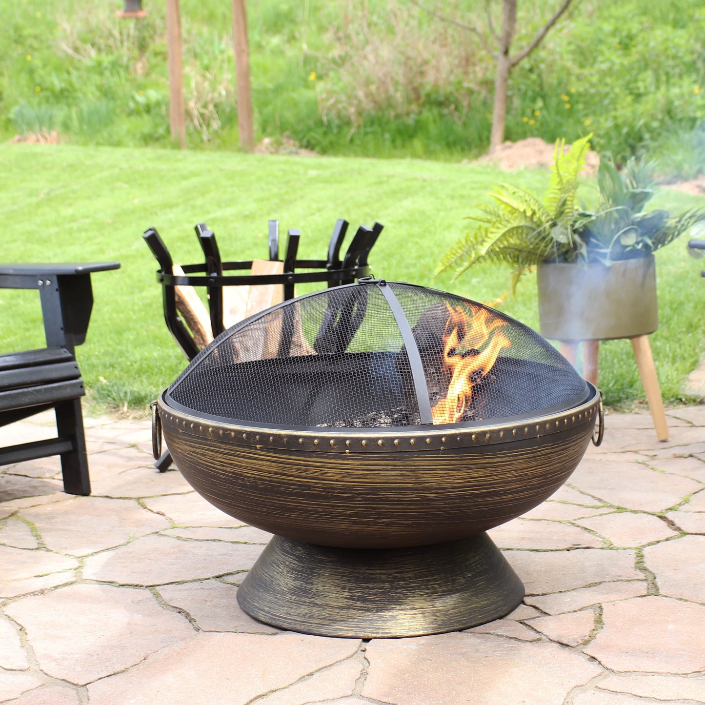 Sunnydaze 30" royal outdoor steel fire pit with spark screen and poker