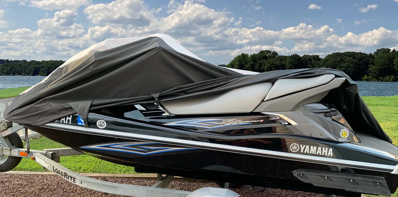 Super heavy-duty top of the line jetski cover designed to fit yamaha 2002-2005 fx 140 / 2004-20011 ho / 2003-2004 cruiser trailerable jet ski pwc cover black/grey