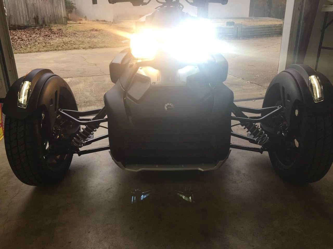 Super white head light bulbs for can-am ryker