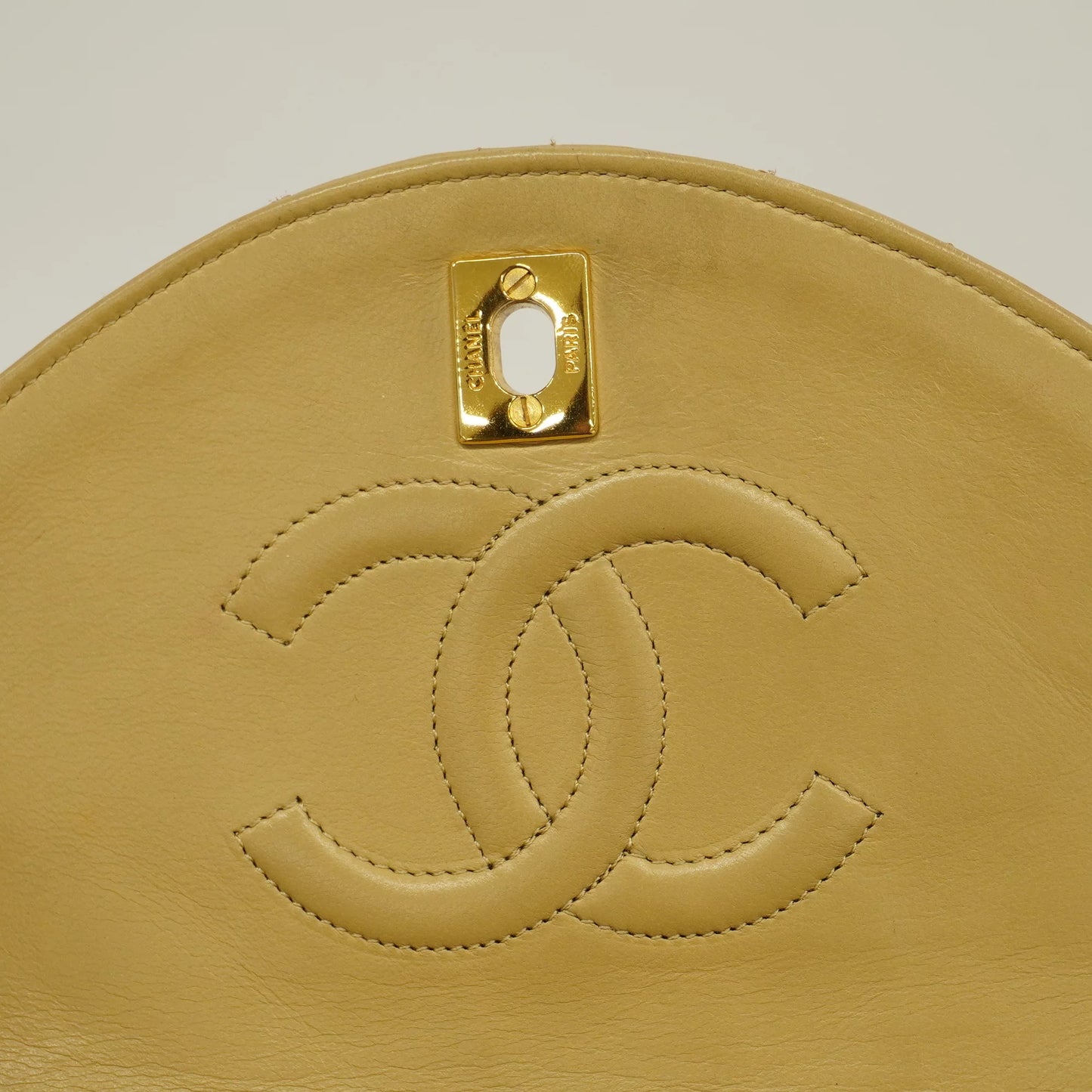 Authenticated used auth chanel matelasse single chain women's leather shoulder bag beige